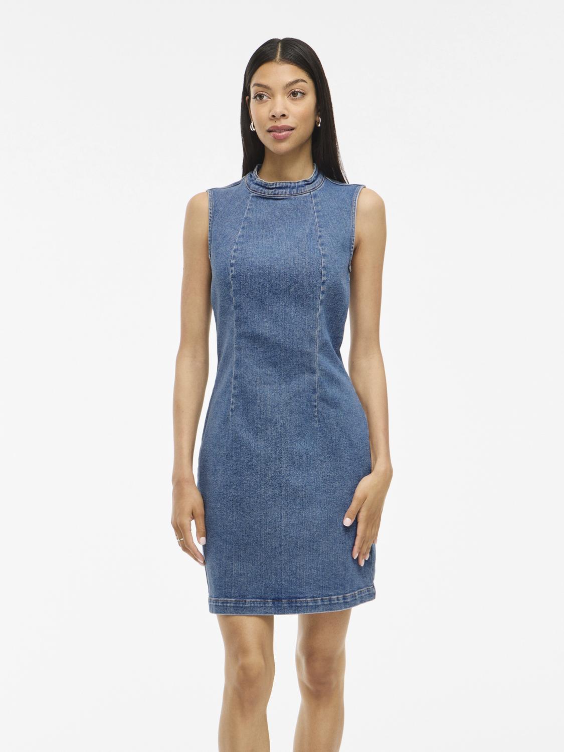 model_shot-front